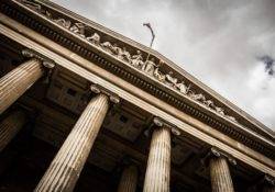 Du weißt nicht ob du noch einen Strafzettel nicht bezahlt hast? Dank dem Justizministerium kannst du dies bequem nachschauen.