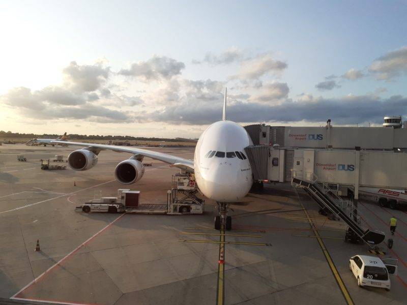 Airbus A380 am Flughafen